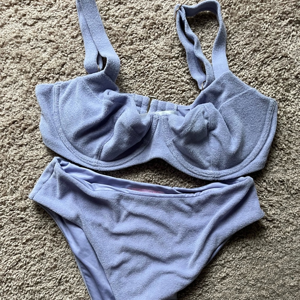 VS bikini